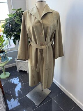 Vintage (70’s)Women’s Olive Green Vegan Suede Belted Trench Coat